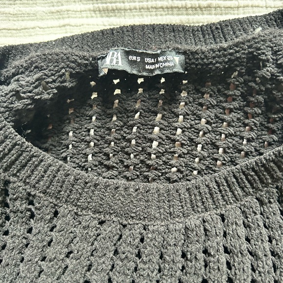 Zara Black Knit Sweater - Picture 4 of 4
